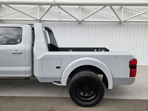 Used 2025 Ford F450 Platinum AWD/4WD image 17