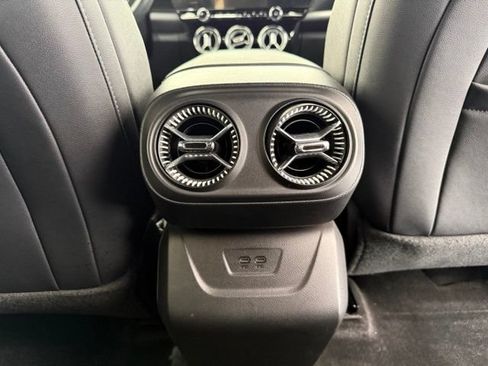 Used 2025 Chevrolet Blazer EV LT AWD/4WD image 27