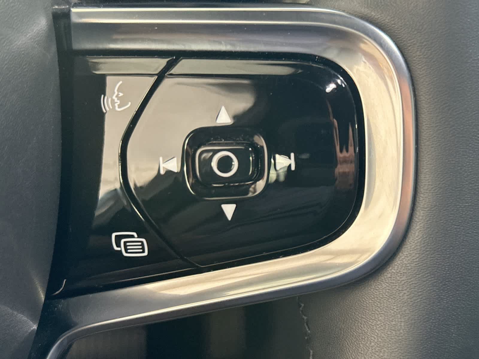Used 2024 Polestar Polestar 2 RWD image 30