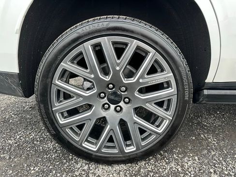 Used 2025 GMC Yukon Denali Ultimate image 20