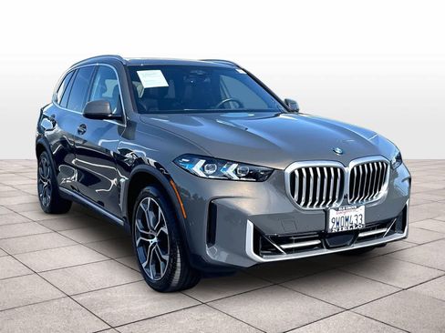 Used 2026 BMW X5 xDrive40i AWD/4WD image 3