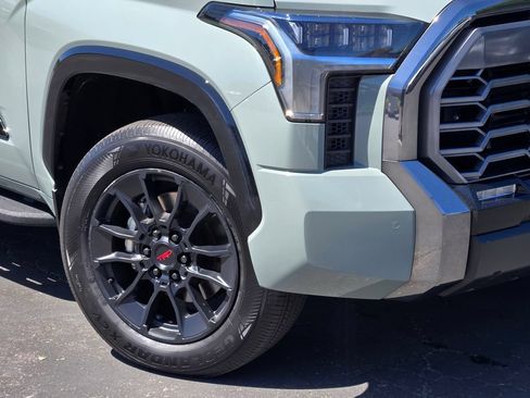 Used 2024 Toyota Tundra Platinum w/ TRD Off-Road Package AWD/4WD image 4