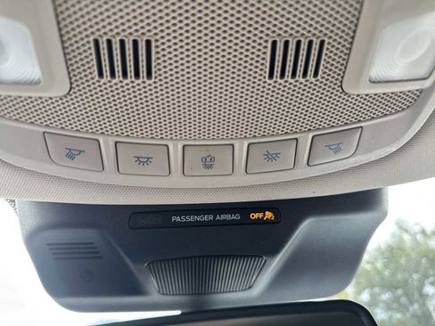 Used 2024 Ford Expedition XLT image 32