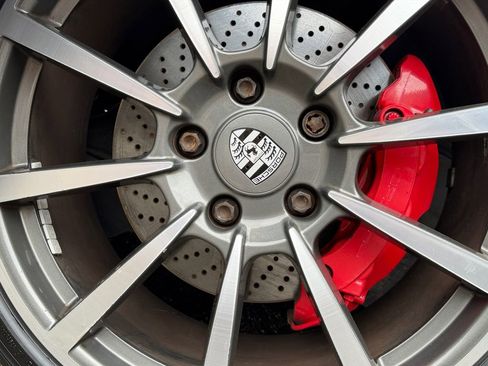 Used 2013 Porsche 911 Carrera S image 33