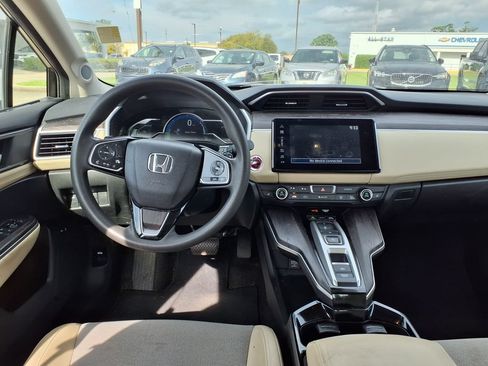 Used 2018 Honda Clarity Plug-In Hybrid image 13