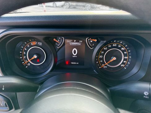 Used 2024 Jeep Wrangler Unlimited Sport AWD/4WD image 37