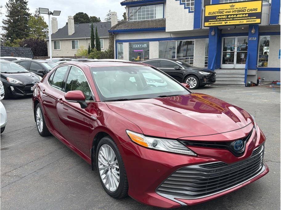 Used 2018 Toyota Camry XLE FWD image 39