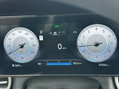 Used 2024 Hyundai Elantra SEL FWD image 26