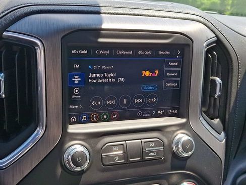 Used 2023 GMC Sierra 2500 Denali w/ Denali Ultimate Package AWD/4WD image 18