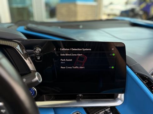 Used 2021 Chevrolet Corvette Stingray Premium Conv w/ Z51 Performance Package RWD image 82