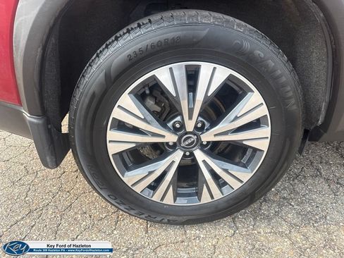 Used 2023 Nissan Rogue SV AWD/4WD image 11
