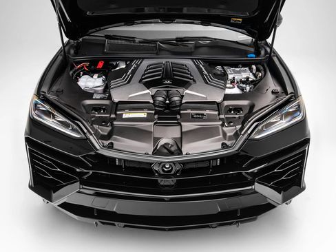 Used 2026 Lamborghini Urus SE AWD/4WD image 27