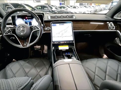 New 2026 Mercedes-Benz Maybach S 680 4MATIC image 5