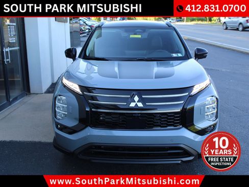 New 2026 Mitsubishi Outlander AWD image 4