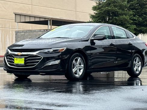 Used 2023 Chevrolet Malibu LT FWD image 16