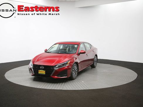 Used 2023 Nissan Altima 2.5 SV w/ SV Premium Package FWD image 53