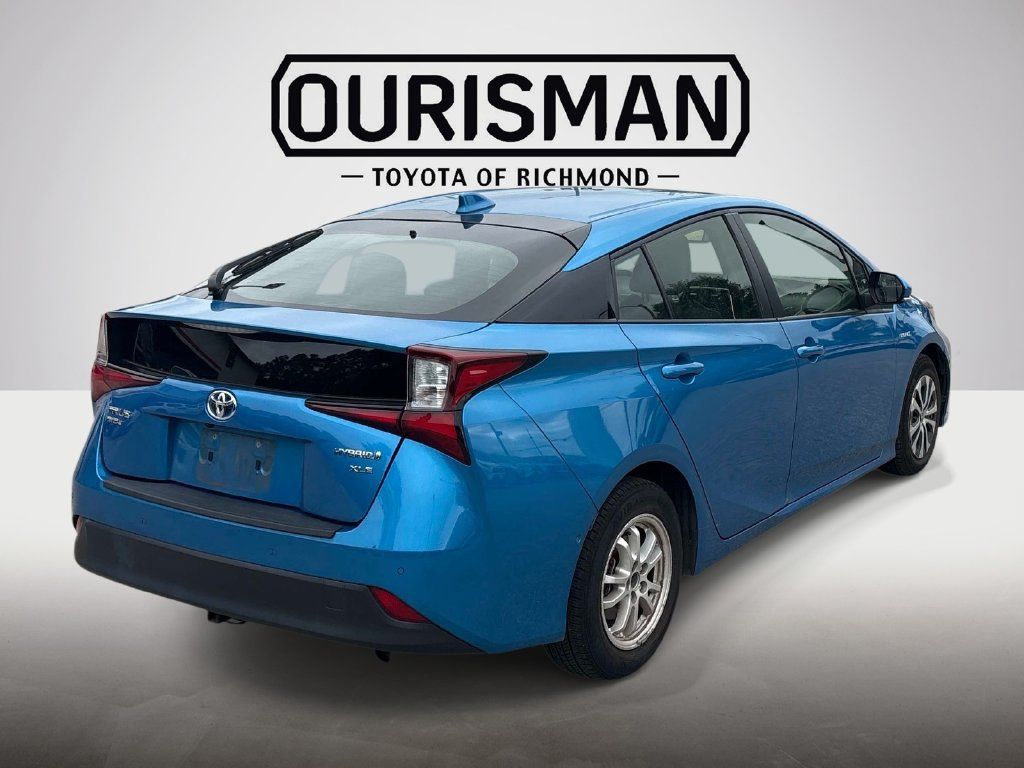 Used 2022 Toyota Prius XLE AWD/4WD image 5