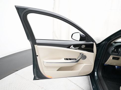 Certified 2023 Kia Stinger GT-Line w/ Sun & Sound Package image 27