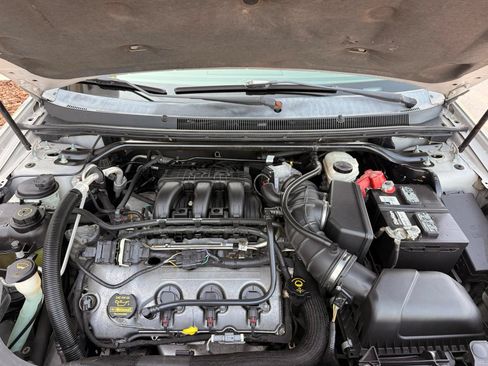 Used 2008 Ford Taurus SEL FWD image 32