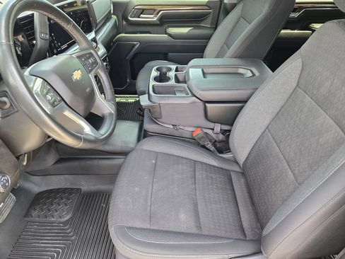 Used 2024 Chevrolet Silverado 2500 LT w/ Convenience Package AWD/4WD image 14