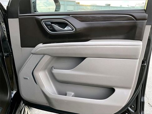 Used 2024 Chevrolet Tahoe LT image 12