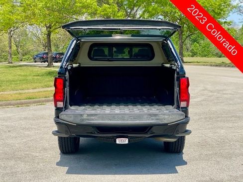 Used 2023 Chevrolet Colorado LT w/ LT Convenience Package AWD/4WD image 14