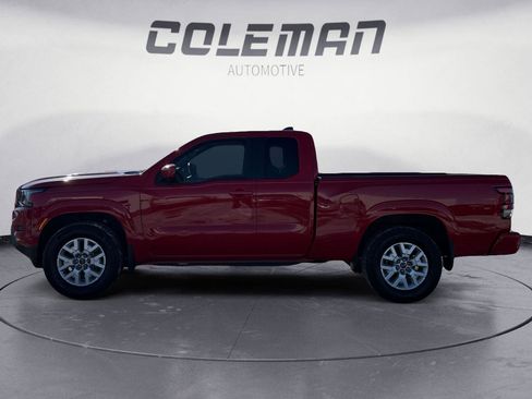 Used 2023 Nissan Frontier SV w/ Technology Package image 2