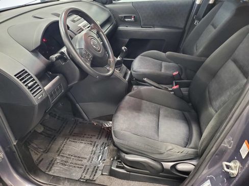 Used 2010 MAZDA MAZDA5 Sport image 9