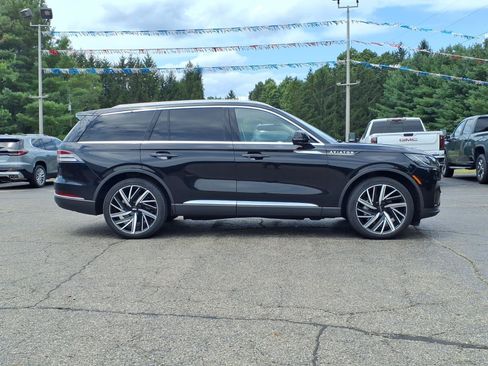 Used 2025 Lincoln Aviator Reserve w/ Equipment Group 201A AWD/4WD image 15