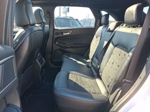 Used 2023 Ford Edge ST-Line AWD/4WD image 10
