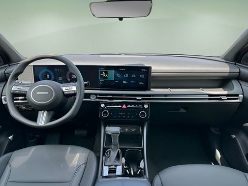 Used 2025 Hyundai Santa Cruz SEL image 8