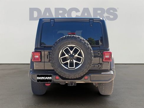 Used 2024 Jeep Wrangler Unlimited Rubicon AWD/4WD image 5