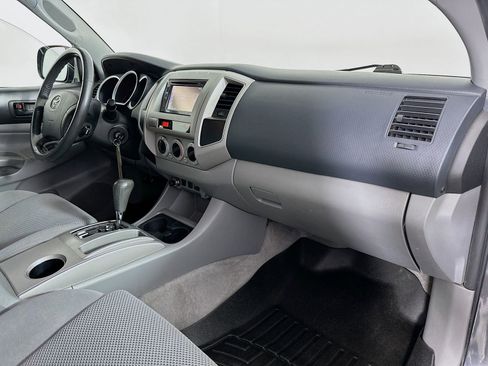 Used 2011 Toyota Tacoma PreRunner w/ TRD Sport Pkg RWD image 26