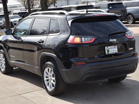 Used 2021 Jeep Cherokee Latitude image 10
