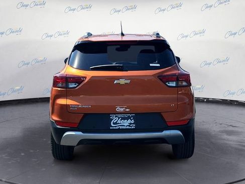 Used 2022 Chevrolet TrailBlazer LT w/ Driver Confidence Package AWD/4WD image 4