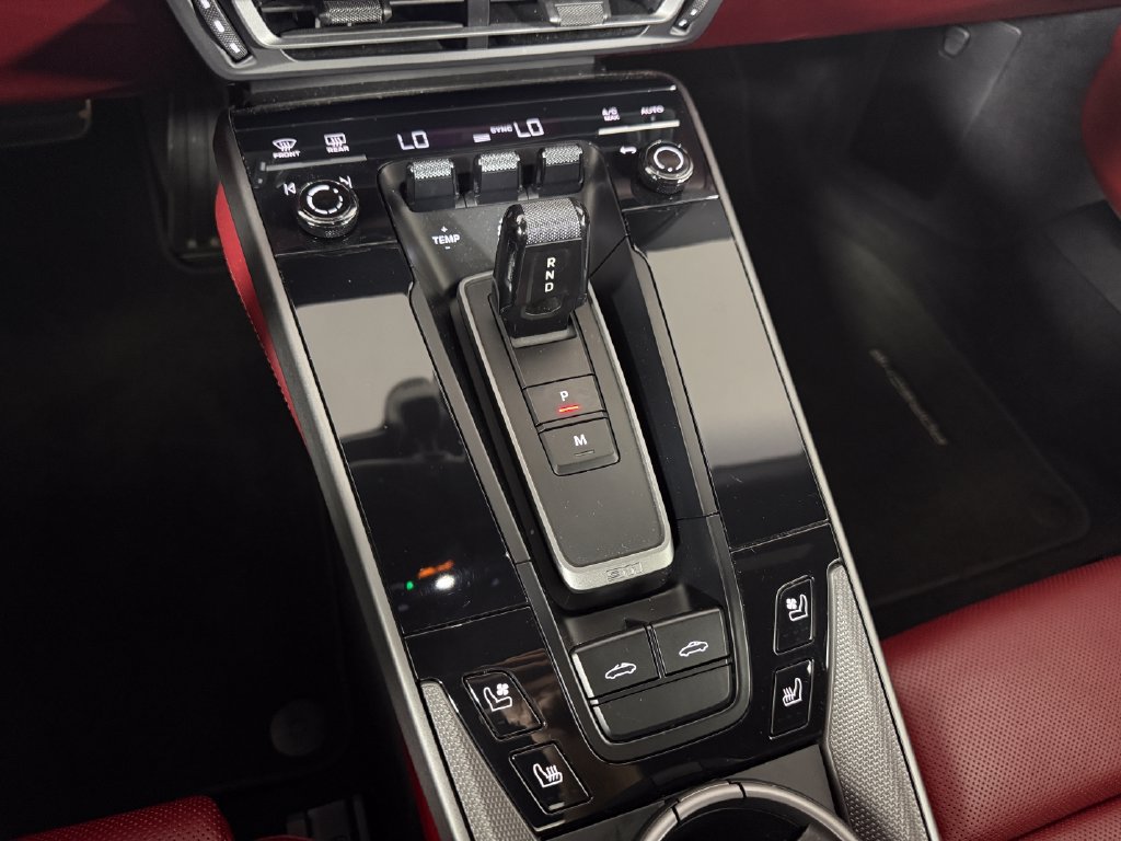 Used 2021 Porsche 911 AWD/4WD image 19