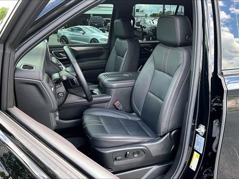 Used 2023 Chevrolet Tahoe RST w/ Luxury Package AWD/4WD image 23