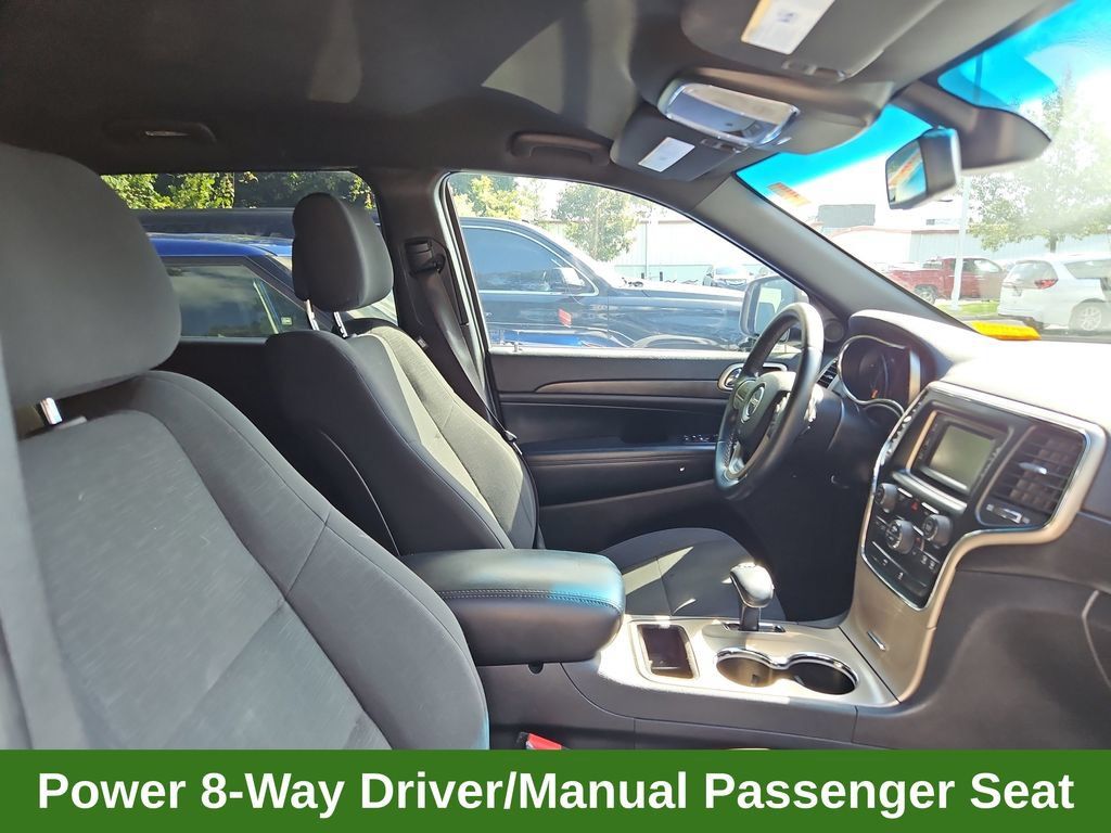 Used 2015 Jeep Grand Cherokee Laredo w/ Quick Order Package 23E AWD/4WD image 8