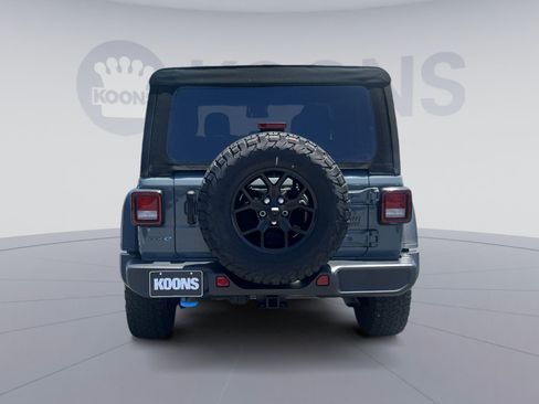 Used 2024 Jeep Wrangler Unlimited AWD/4WD image 10