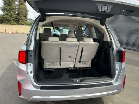 Used 2025 Honda Odyssey EX-L image 24