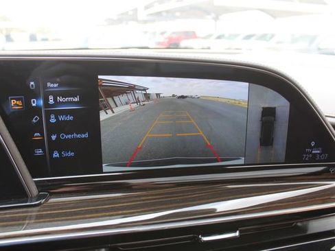 Used 2022 Cadillac Escalade Premium Luxury w/ LPO, Floor Liner Package AWD/4WD image 29