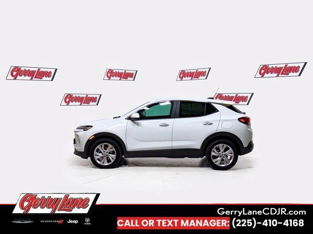 Used 2025 Buick Encore GX Preferred AWD/4WD image 4