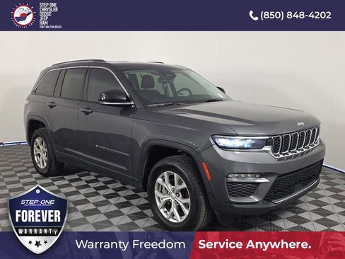 Used 2023 Jeep Grand Cherokee Limited RWD image 7