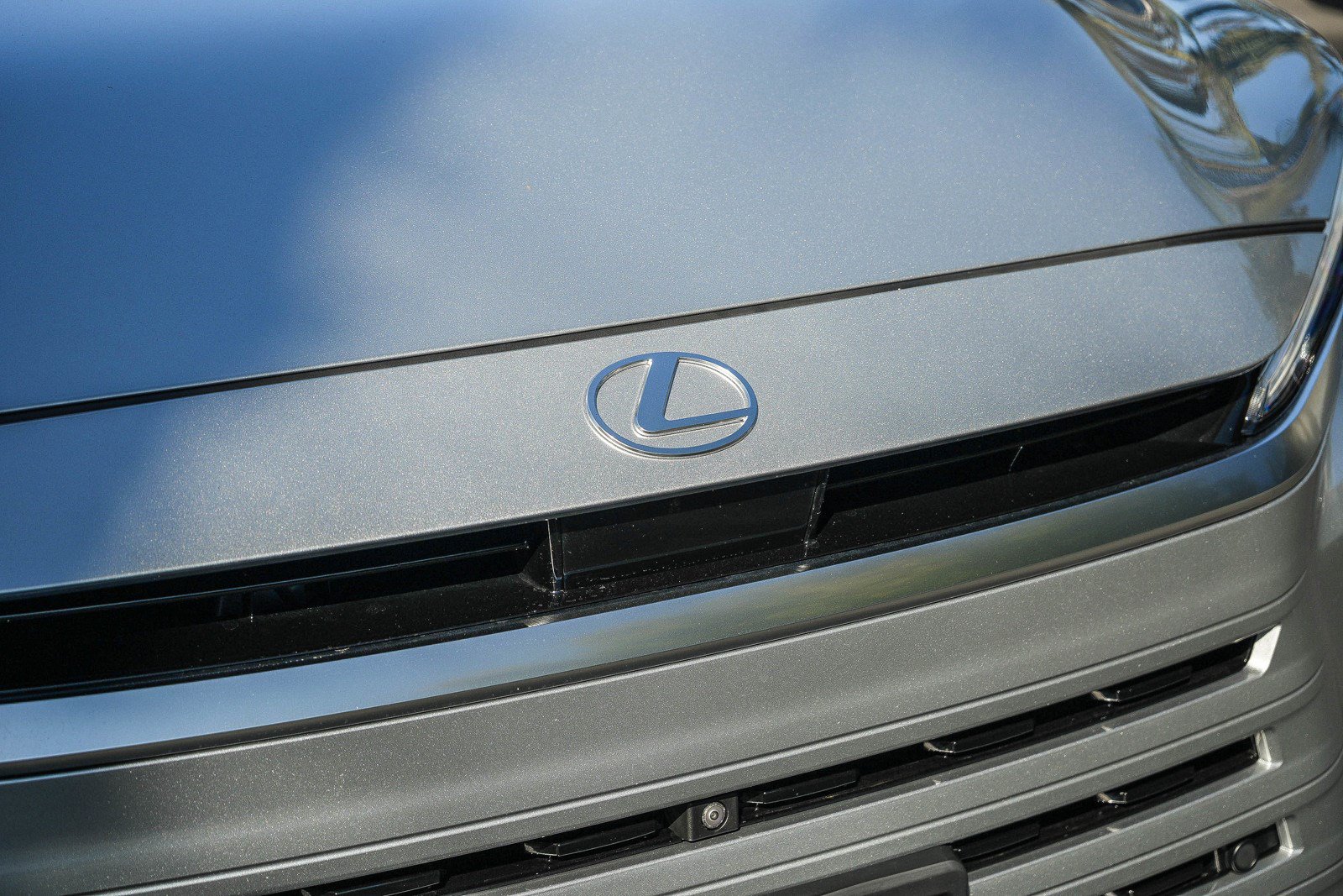 Used 2025 Lexus TX 500h AWD w/ Technology Package image 9
