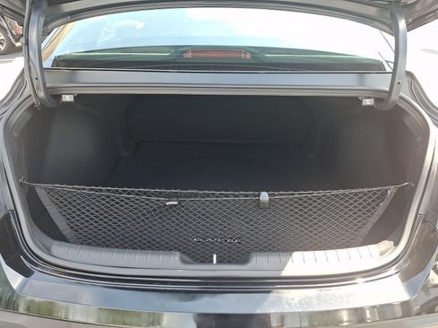 Used 2025 Hyundai Elantra SEL FWD image 28