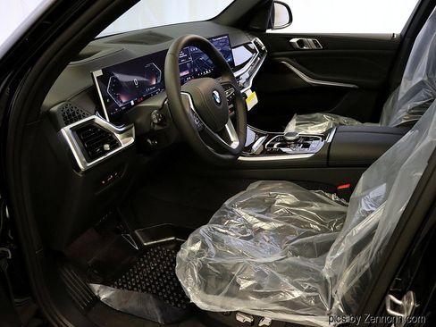 New 2026 BMW X5 xDrive40i w/ Climate Comfort Package image 11