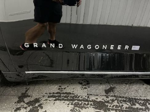 Used 2022 Jeep Grand Wagoneer Series II w/ Premium Group II AWD/4WD image 33