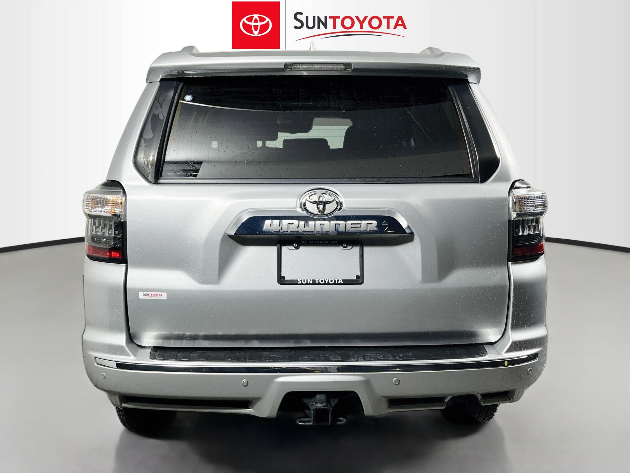 Used 2023 Toyota 4Runner Limited RWD image 5