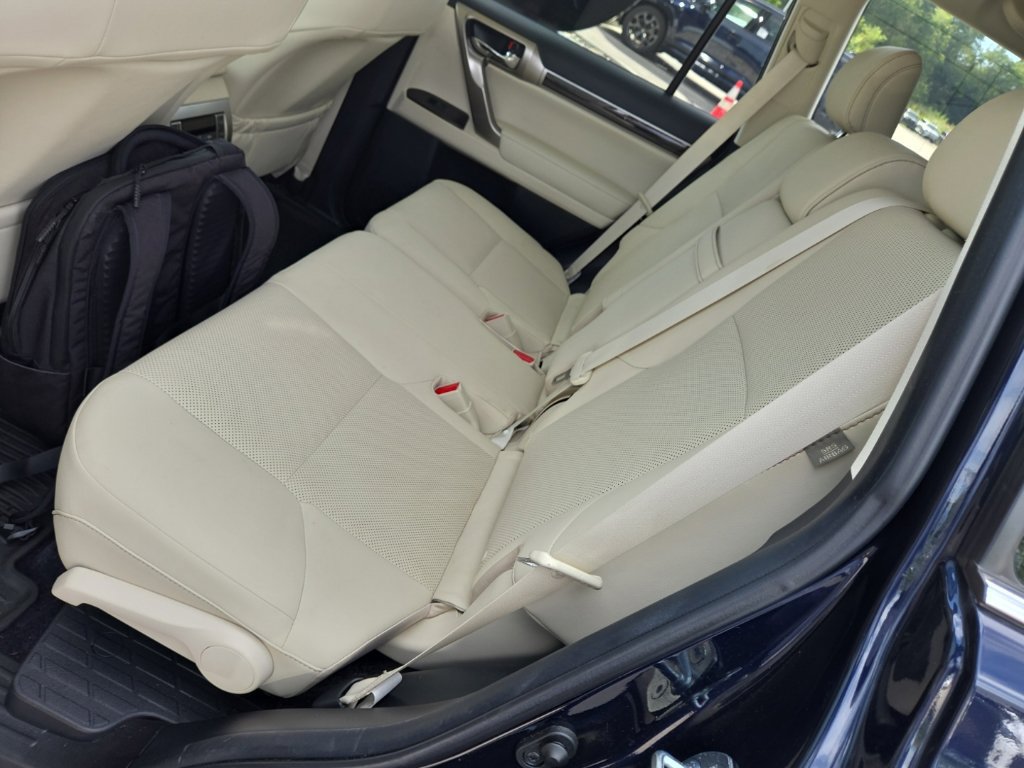 Used 2021 Lexus GX 460 Premium w/ Premium Package AWD/4WD image 22