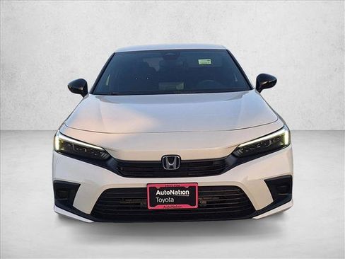 Used 2022 Honda Civic Sport image 3